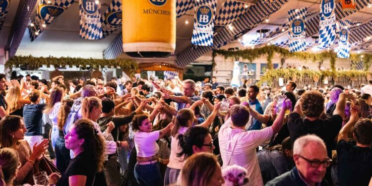 L’OKTOBERFEST DI GENOVA TORNA DAL 10 AL 27 SETTEMBRE 2026: È L’UNICO UFFICIALMENTE RICONOSCIUTO DALLE AUTORITÀ BAVARESI