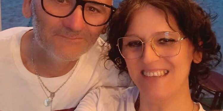 Doppio lutto nell’Agro Caleno: addio a Nada Costanzo, scomparsa a 53 anni un mese dopo il fratello
