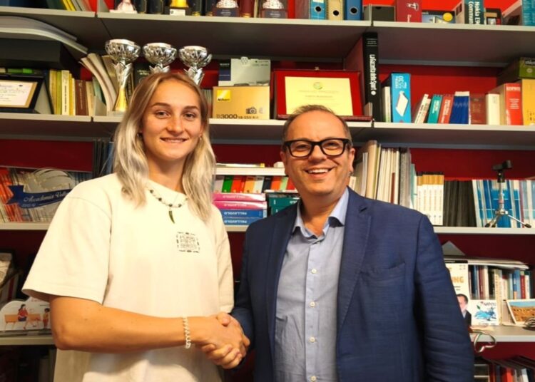 Helena Anna Schmidt è una nuova giocatrice dell’Accademia Volley