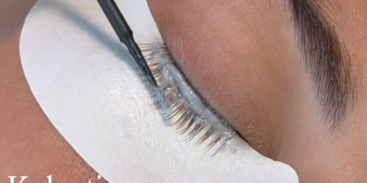 Laminazione ciglia coreana: perché sempre più saloni la stanno inserendo in listino