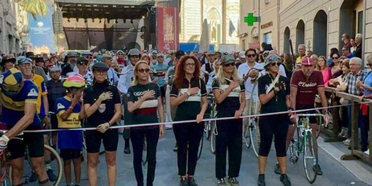 Raggi e maglie tricolori brillano nel ricco weekend del ciclismo CSI