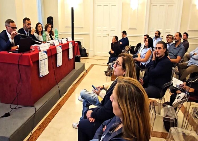 L’ORDINE DEI FISIOTERAPISTI DI NAPOLI PROMUOVE LA PREPARAZIONE DEI FUTURI CTU E CTP, ESPOSITO: “SUCCESSO STRAORDINARIO”