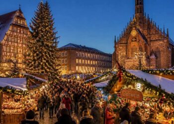Magia d’inverno in Europa: dove andare a Natale tra mercatini incantati, borghi da fiaba e città imperiali