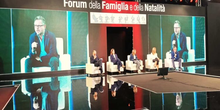 Forum della Famiglia: Italia in ritardo in Europa sul welfare Mastella “Modello superato”. Luigi Bobbio “Coperta corta”