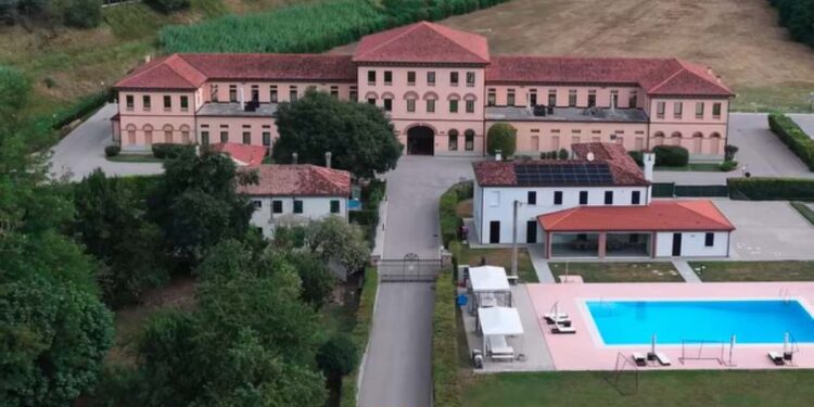 Nuova sede Aquafarma: restaurata la storica Villa Barchessa Ceresa a Noventa di Piave